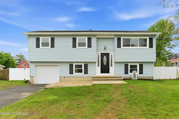 1043 Bell Street, Toms River, NJ 08753