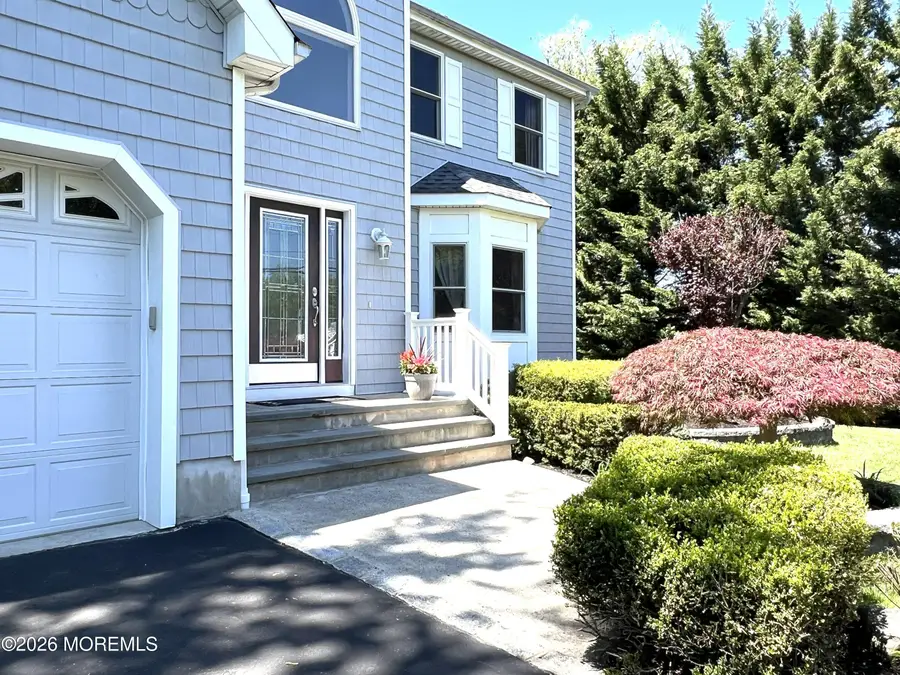 3 Chestnut Ridge Road, Holmdel, NJ 07733 - #2