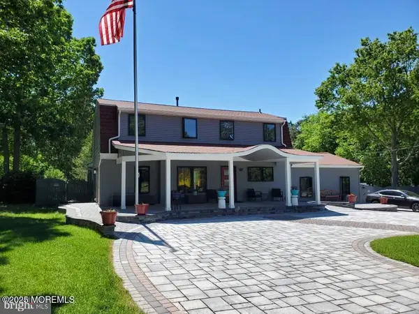 69 Rose Hill Road, Barnegat, NJ 08005