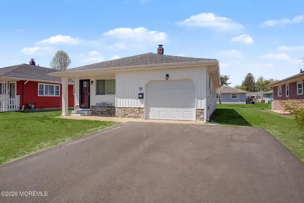 28 Montserrat Street, Toms River, NJ 08757