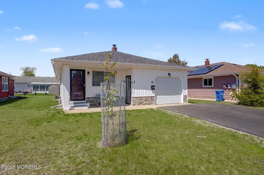 28 Montserrat Street, Toms River, NJ 08757 - #2