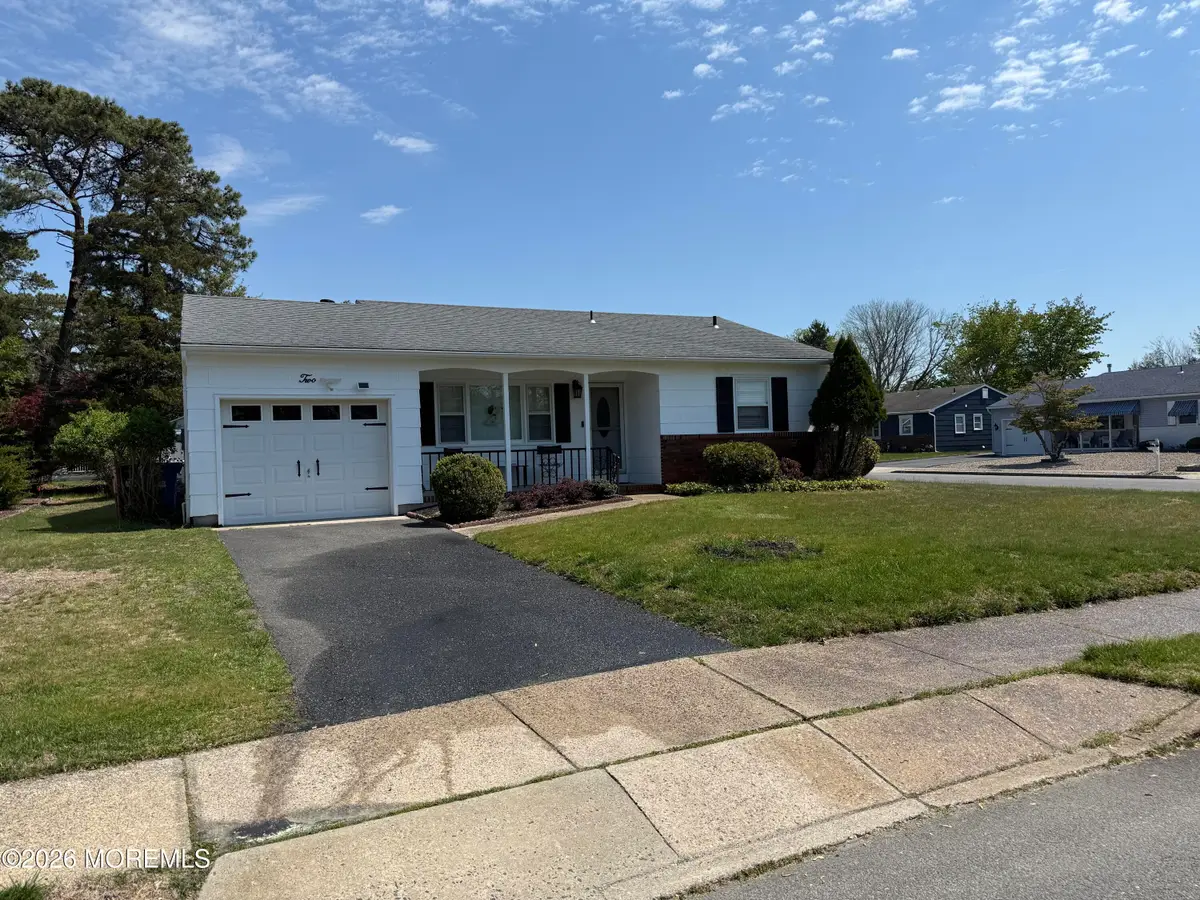 2 Brakenbury Drive, Toms River, NJ 08757 - #1