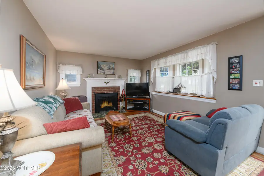 86 Robinson Place, Shrewsbury, NJ 07702 - #2