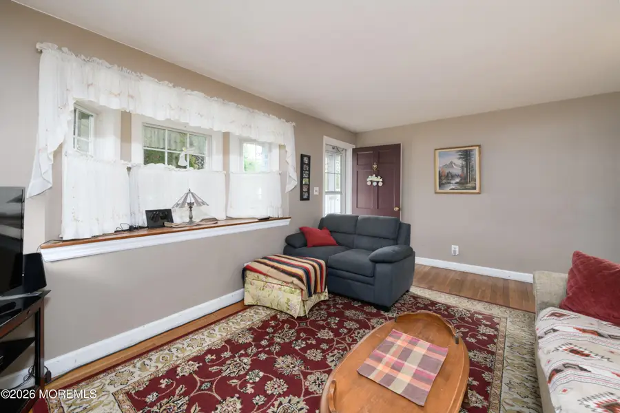 86 Robinson Place, Shrewsbury, NJ 07702 - #3