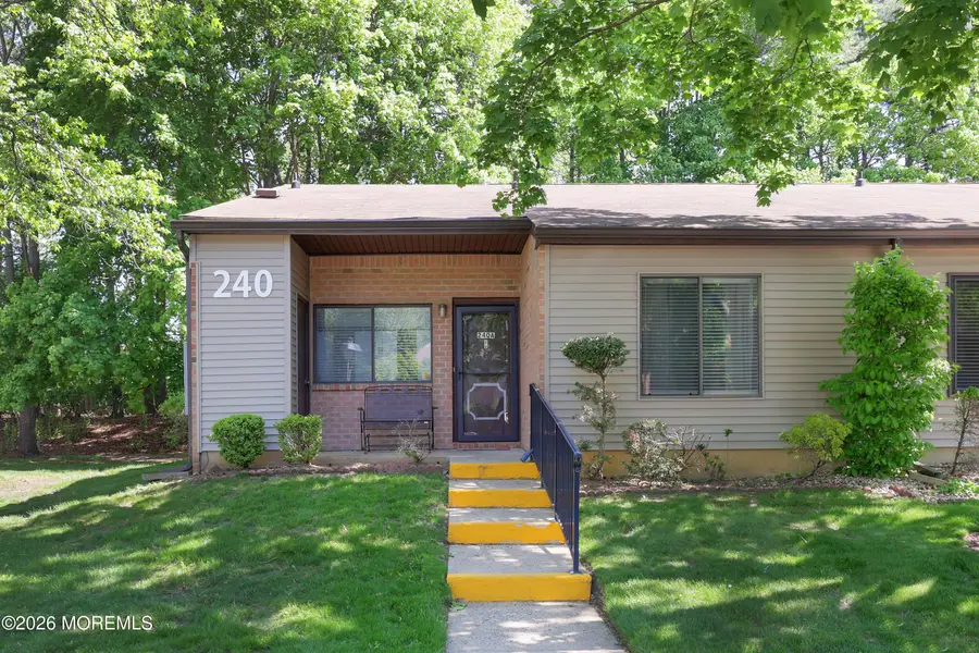 240 Medford Court #A, Manalapan, NJ 07726 - #2