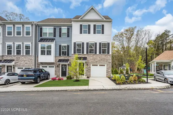 19 Halifax Road, Bayville, NJ 08721