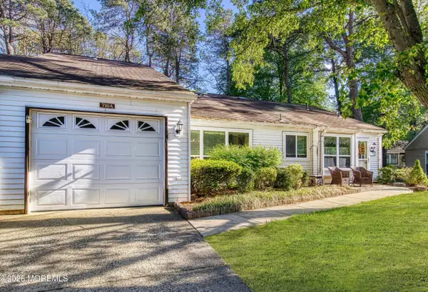 716A Wooton Court, Manchester, NJ 08759