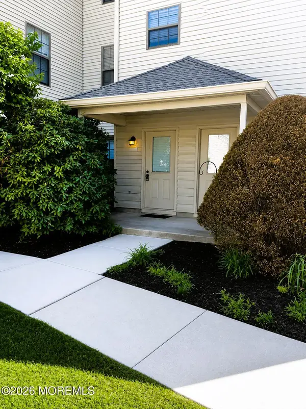 202 Larkspur Lane, Jackson, NJ 08527