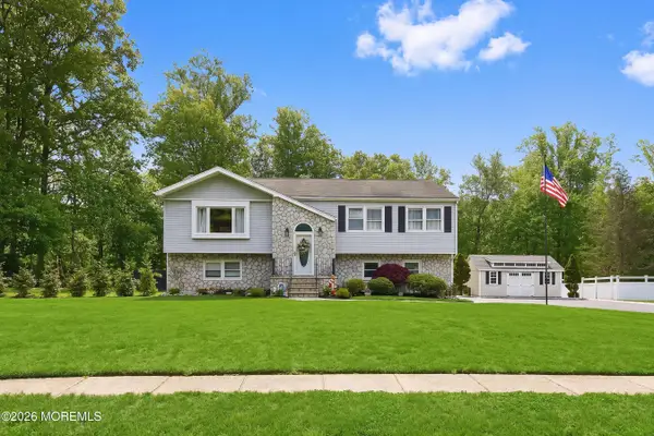 110 Whispering Pines Drive, Lincroft, NJ 07738