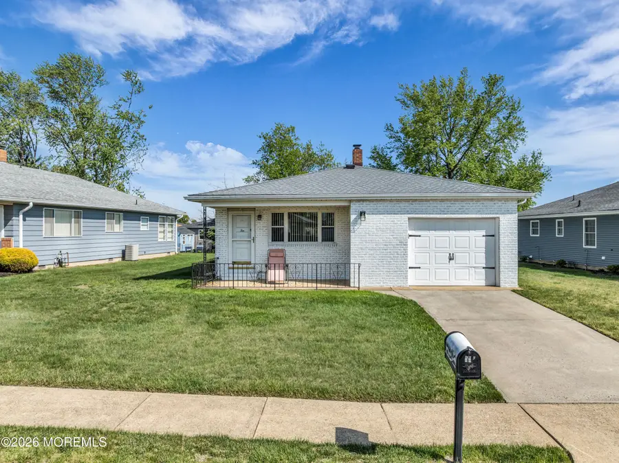 10 Picasso Court, Toms River, NJ 08757 - #3