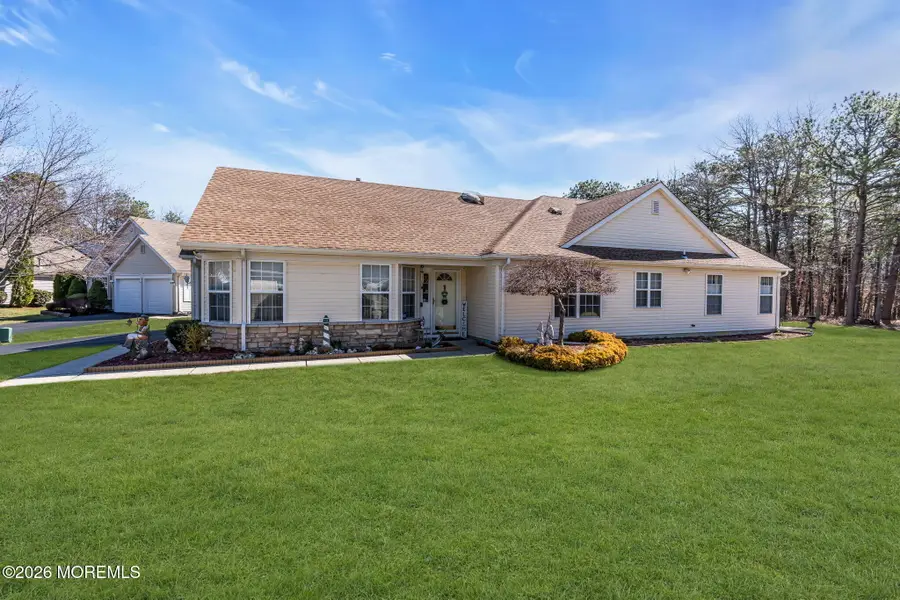 18 Rosewood Court, Lakewood, NJ 08701 - #3