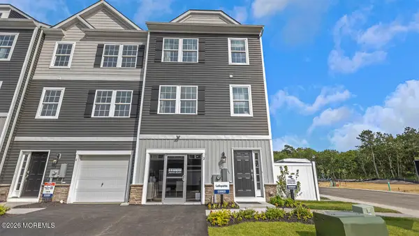 43 Baybreeze Drive, Waretown, NJ 08758