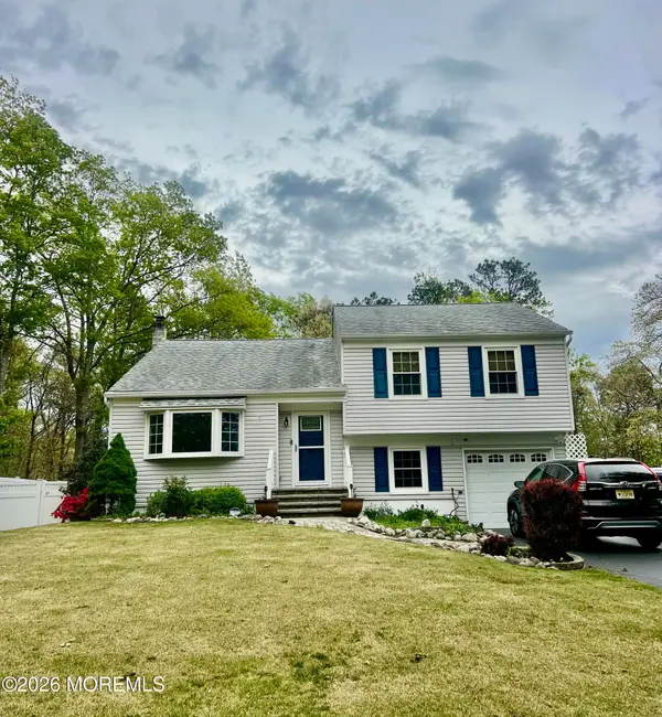 14 9th Street, Barnegat, NJ 08005