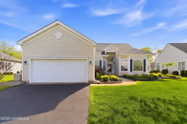 2601 Lantern Light Way, Wall, NJ 08736