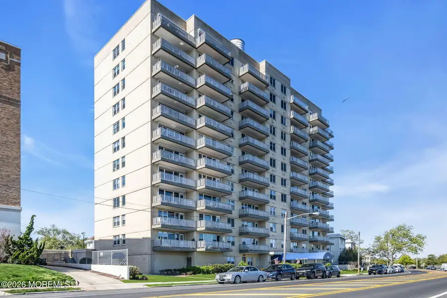 510 Deal Lake Drive #6B, Asbury Park, NJ 07712 - #3