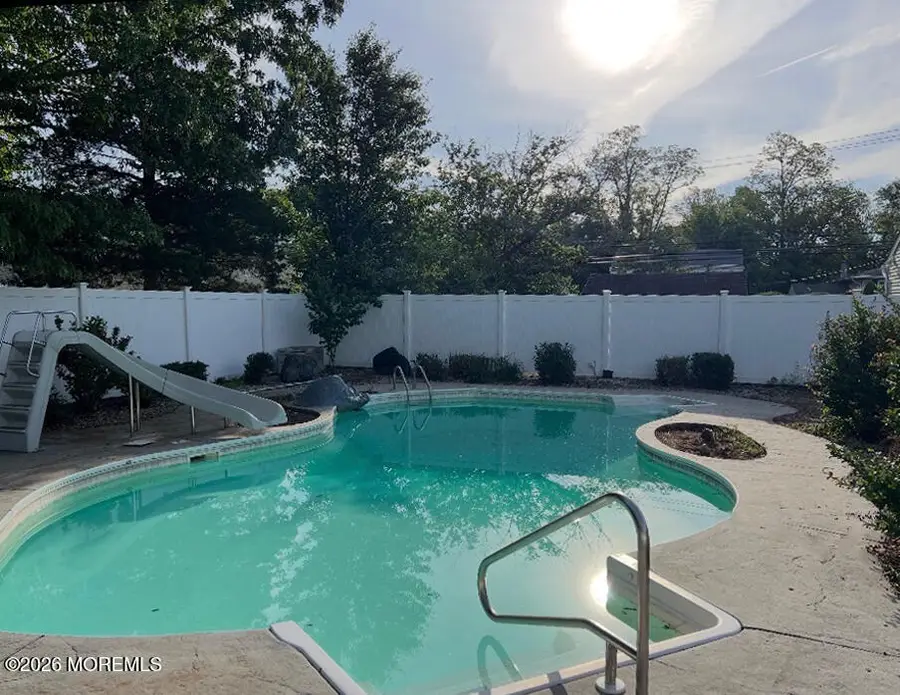 530 Woodland Avenue, Toms River, NJ 08753 - #3