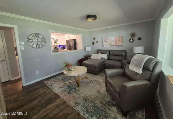 4 D Pine Street, Toms River, NJ 08757