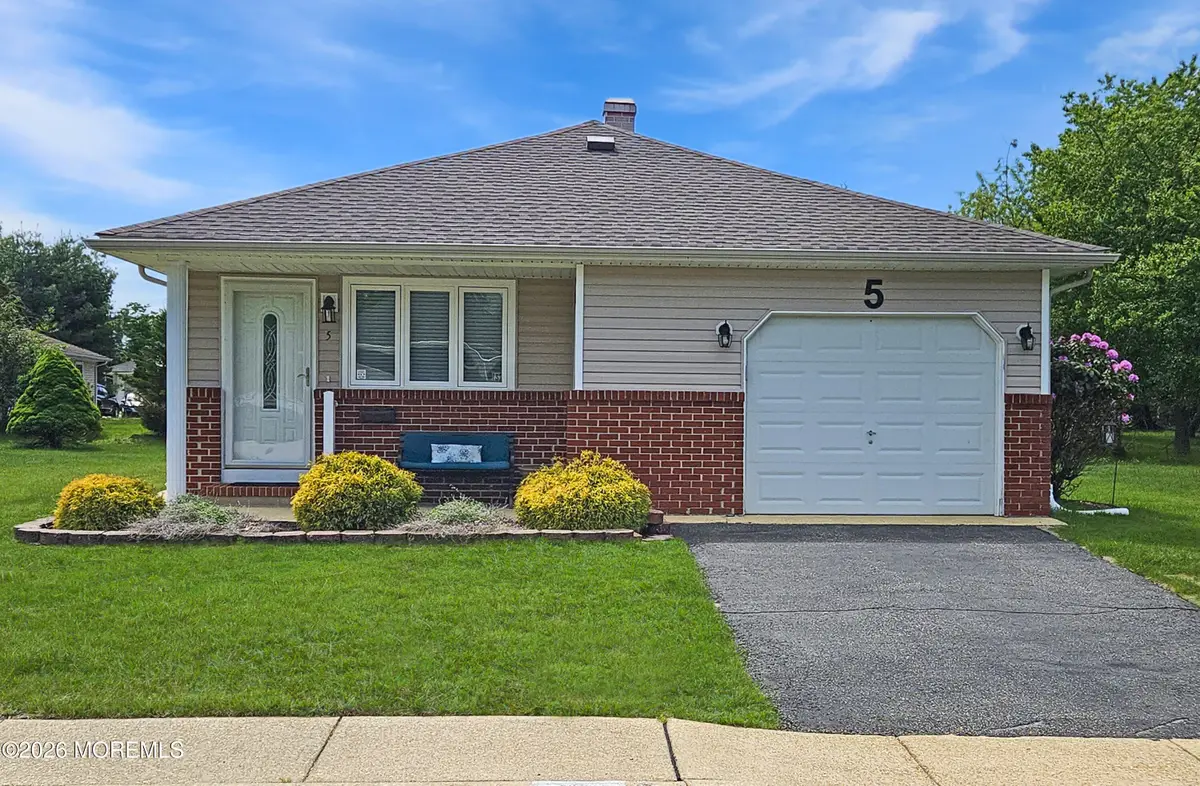 5 Martinique Drive, Toms River, NJ 08757 - #1