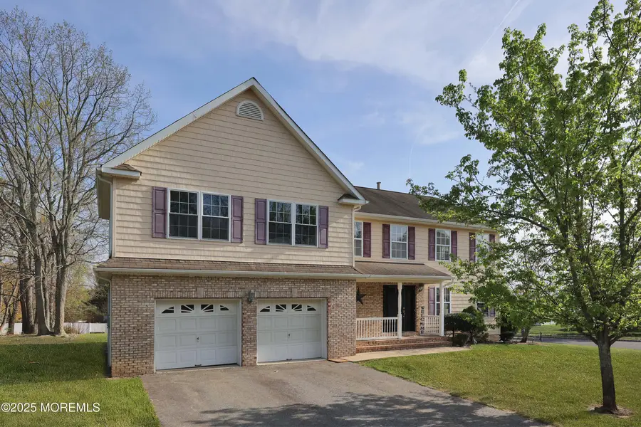 22 Roe Lane, Howell, NJ 07731 - #2