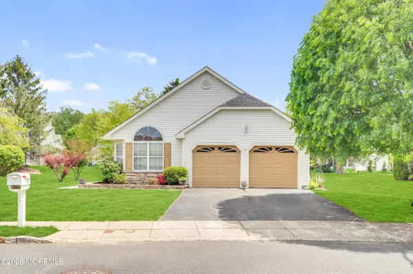 2737 Dalton Lane, Toms River, NJ 08755