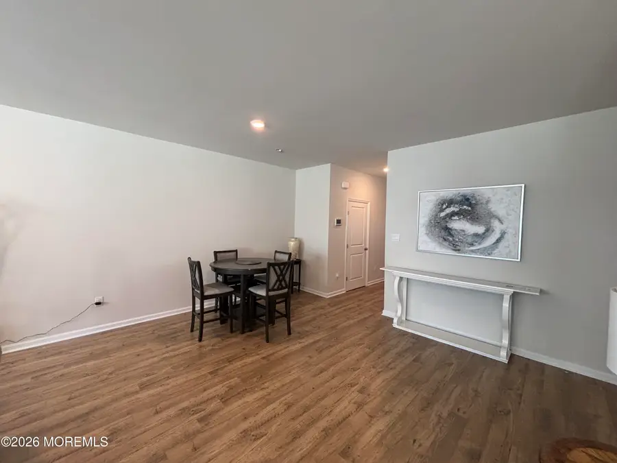 4 Victoria Gardens Square, Neptune, NJ 07753 - #3