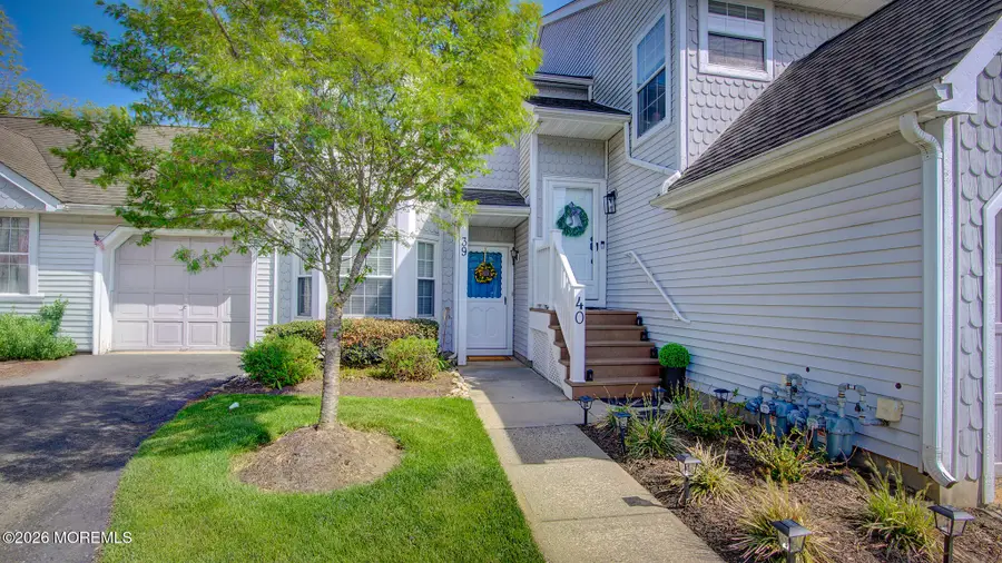 39 Poplar Place, Freehold, NJ 07728 - #2