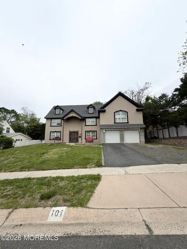 101 Oxford Lane, Matawan, NJ 07747
