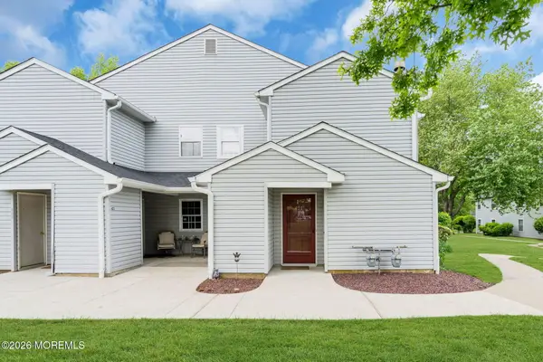 421 Hancock Place, Morganville, NJ 07751