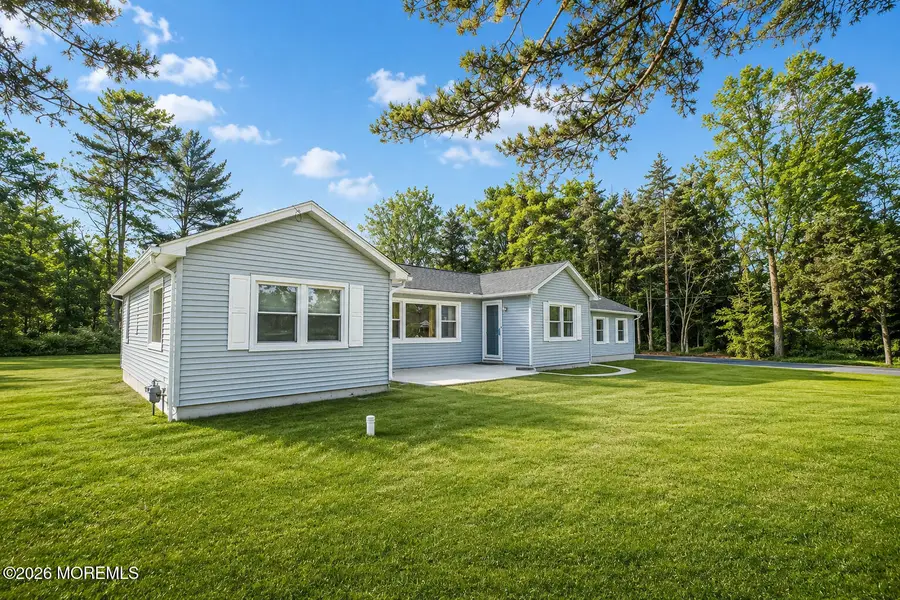 5 Riccis Drive, Jackson, NJ 08527 - #3