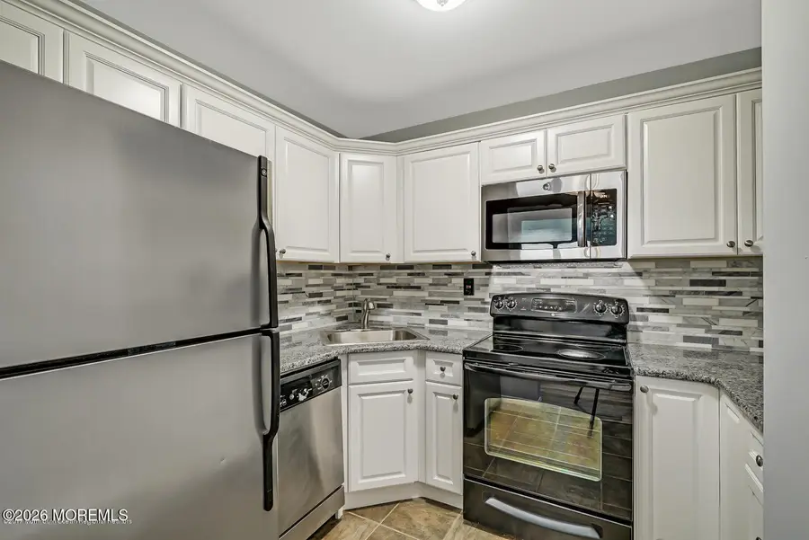 87 Arrowood Road #E, Manalapan, NJ 07726 - #2