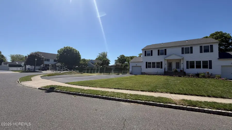 8 Bonnie Drive, Middletown, NJ 07748 - #2