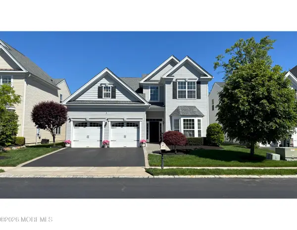 128 Sunset Drive, Tinton Falls, NJ 07724