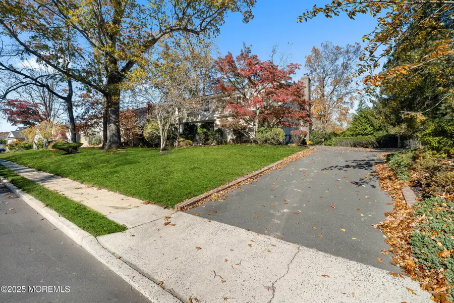 5 Karen Court, West Long Branch, NJ 07764 - #3