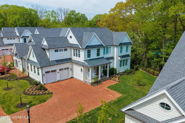 13 Bingham Court, Rumson, NJ 07760
