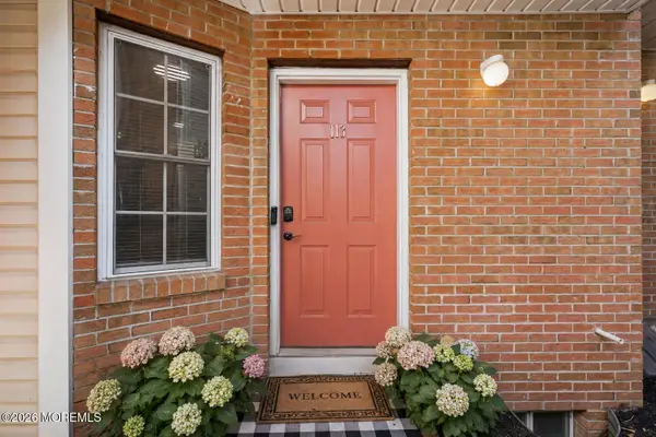 113 Adamecs Way, South Amboy, NJ 08879