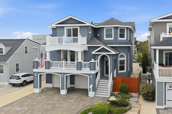 226 13th Street, Surf City, NJ 08008