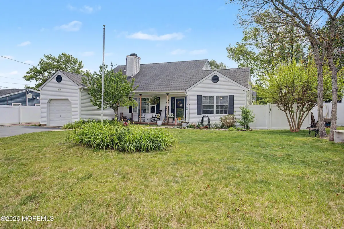 125 Gangway Lane, Manahawkin, NJ 08050 - #1