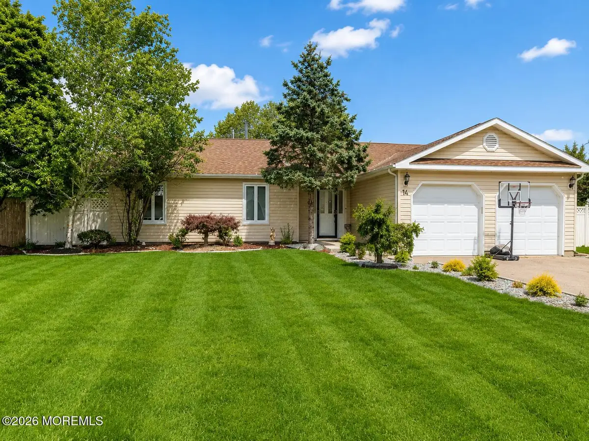 14 Monterey Lane, Manalapan, NJ 07726 - #1