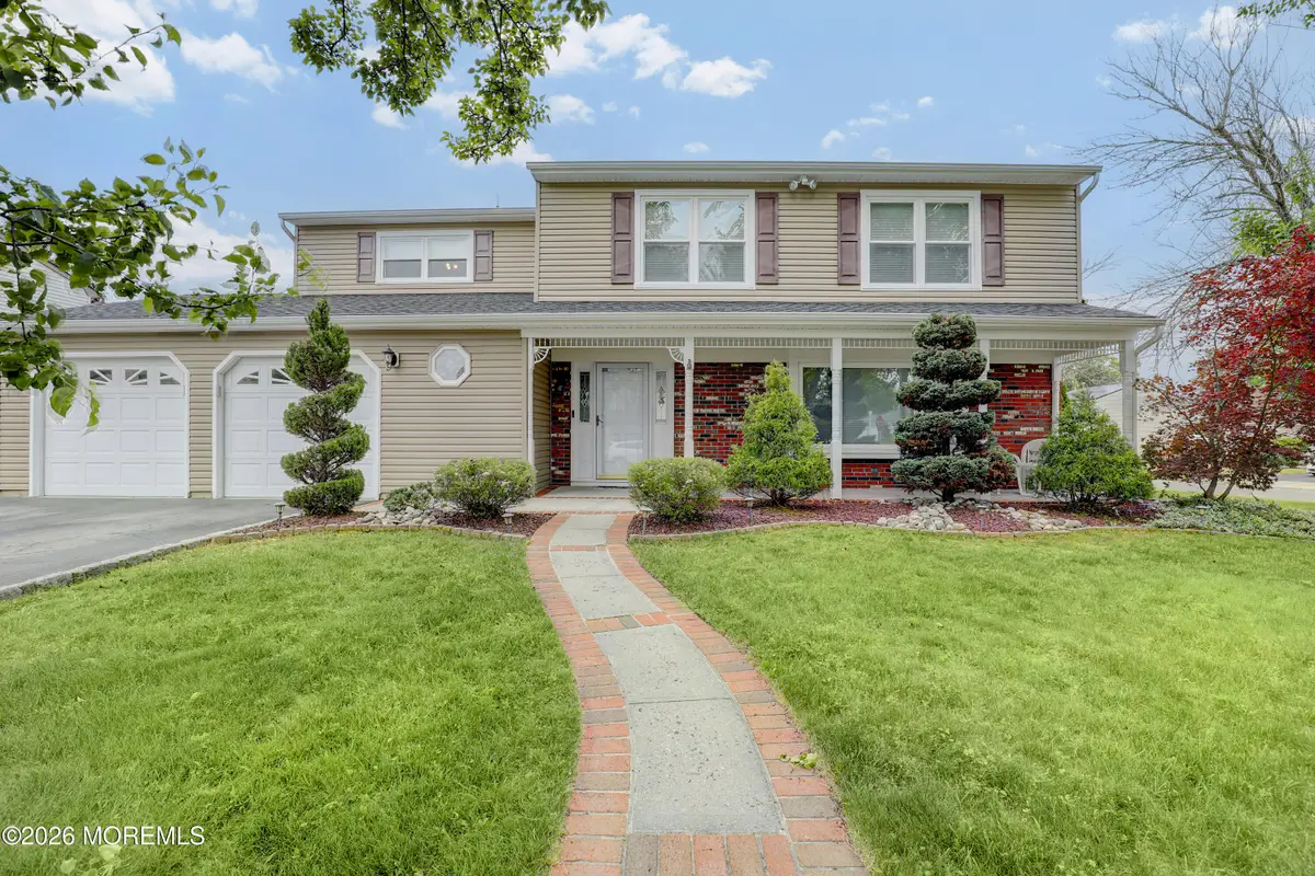 25 Garden Way, Howell, NJ 07731 - #1