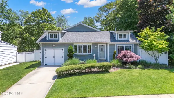 6 Tulip Drive, Old Bridge, NJ 08857