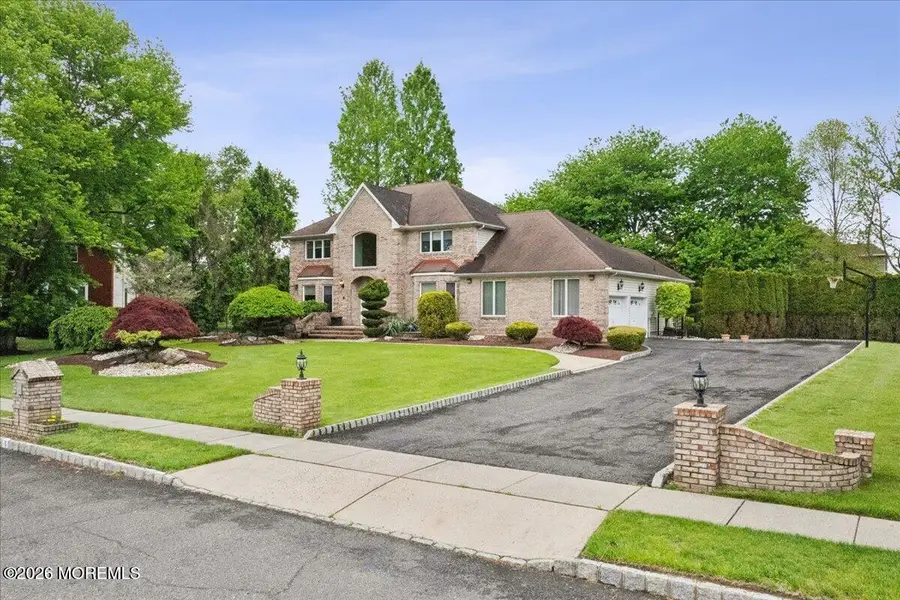 5 Martin Court, Manalapan, NJ 07726 - #3