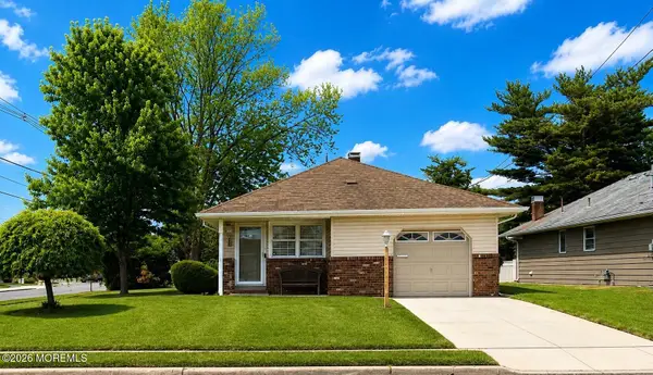 1698 Yorktowne Boulevard, Toms River, NJ 08753