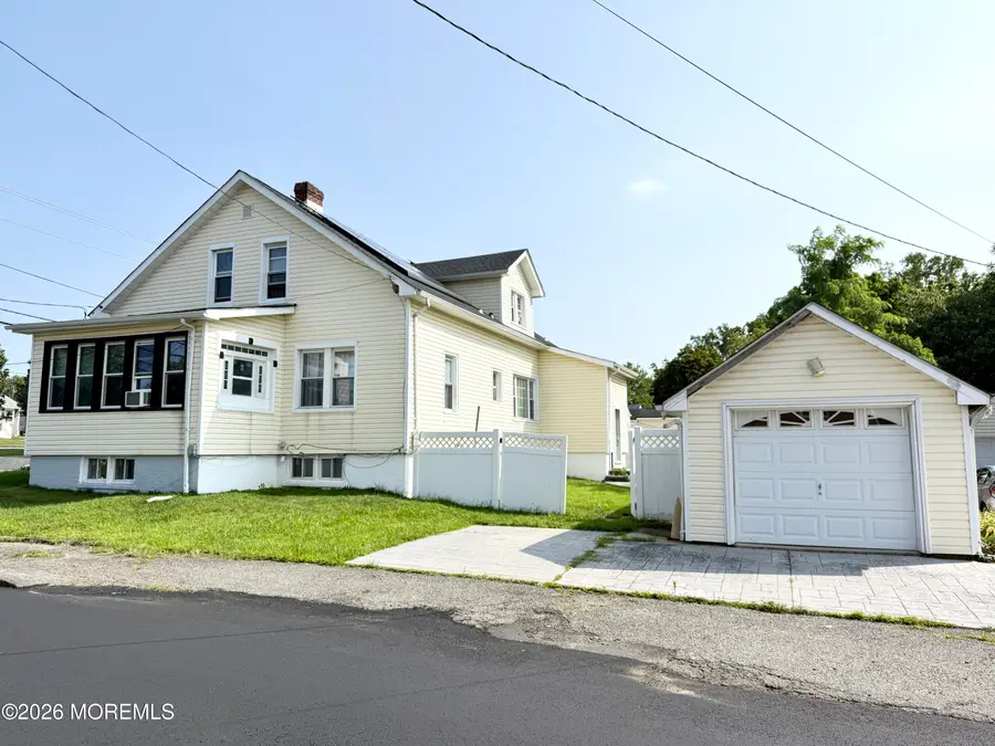 73 Laurence Parkway, Laurence Harbor, NJ 08879 - #3