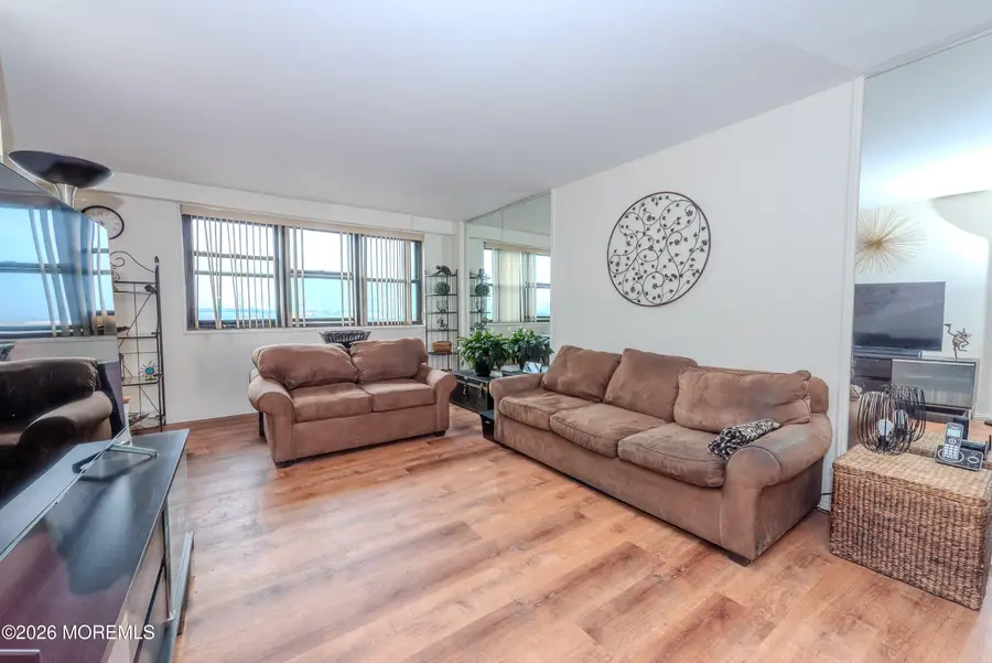 1225 Kennedy Boulevard #10J, Bayonne, NJ 07002 - #2