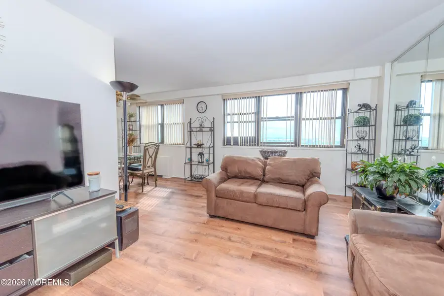1225 Kennedy Boulevard #10J, Bayonne, NJ 07002 - #3