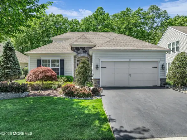 80 Bosworth Boulevard, Farmingdale, NJ 07727