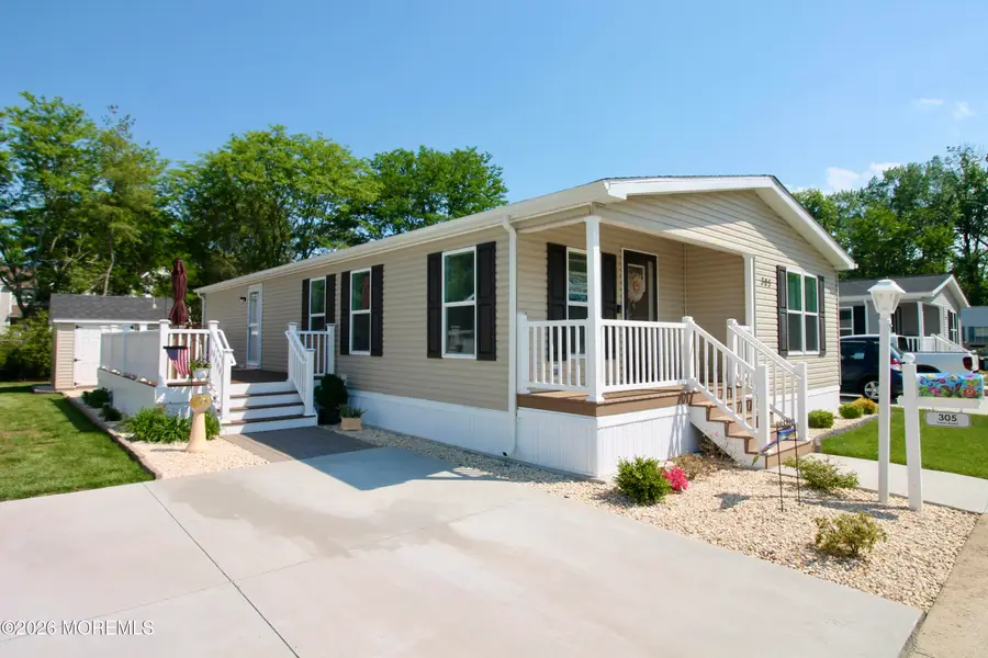 305 Farm Road, Freehold, NJ 07728 - #3