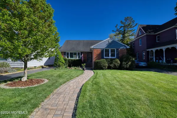 230 River Road, Red Bank, NJ 07701