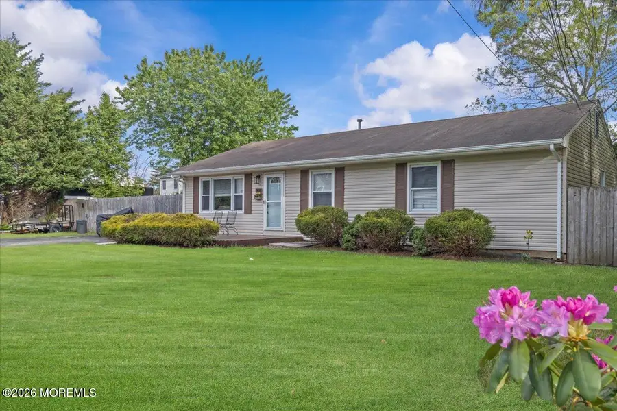 508 Riverside Avenue, Toms River, NJ 08757 - #2