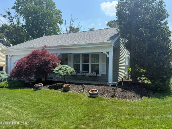 39 Sandhurst Street, Manchester, NJ 08759